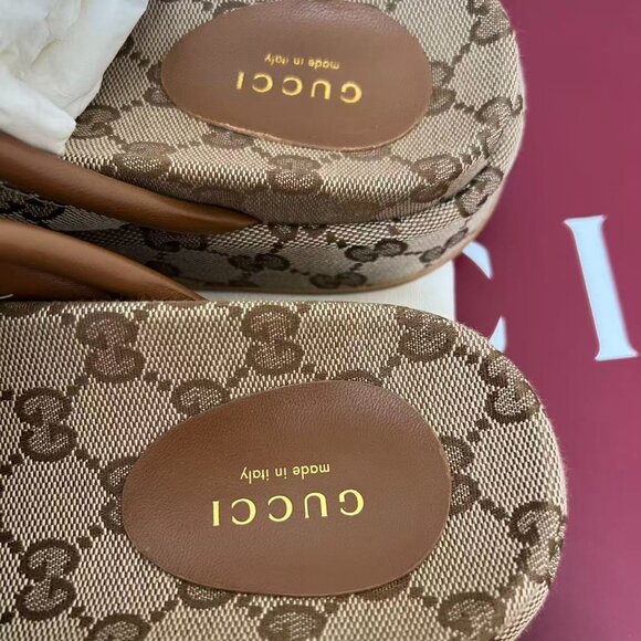 Gucci Women's GG Platform Slide Sandals - Picture 2 of 9